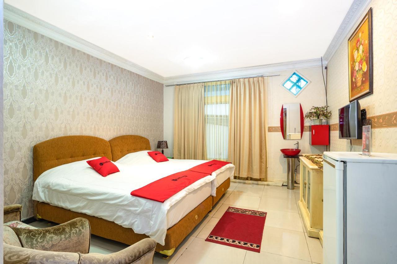 Reddoorz Near Rs Cikini Джакарта Екстериор снимка